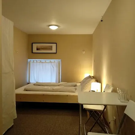 Hostel Hobar *