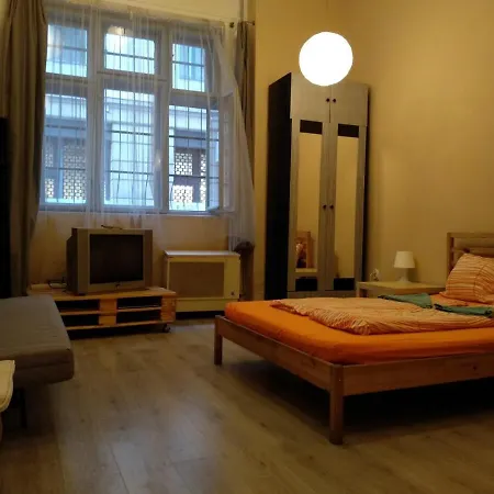 Vandrerhjem Hobar *